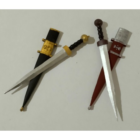 Espada romana con funda